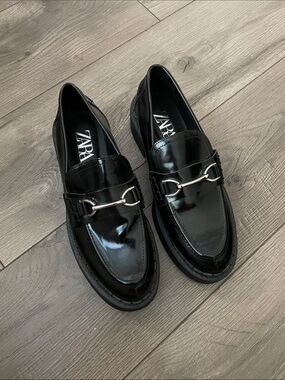 Zara Black Patent Leather Chunky Lug Buckle Bit Loafers Sz: US 8 EU 39